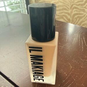 IL MAKIAGE Foundation 60